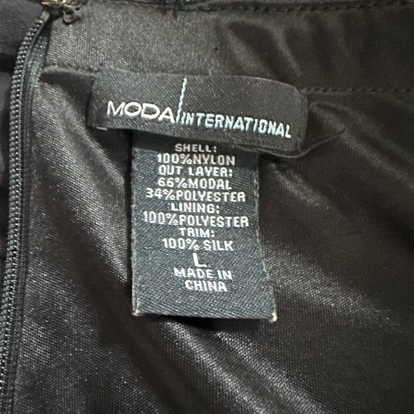 Moda International Women’s Black Strapless Lace Ruffle Tie Around Bow Zip Up Top - Picture 4 of 6